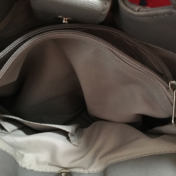 Relic handbag, like new - Picture 5 of 6